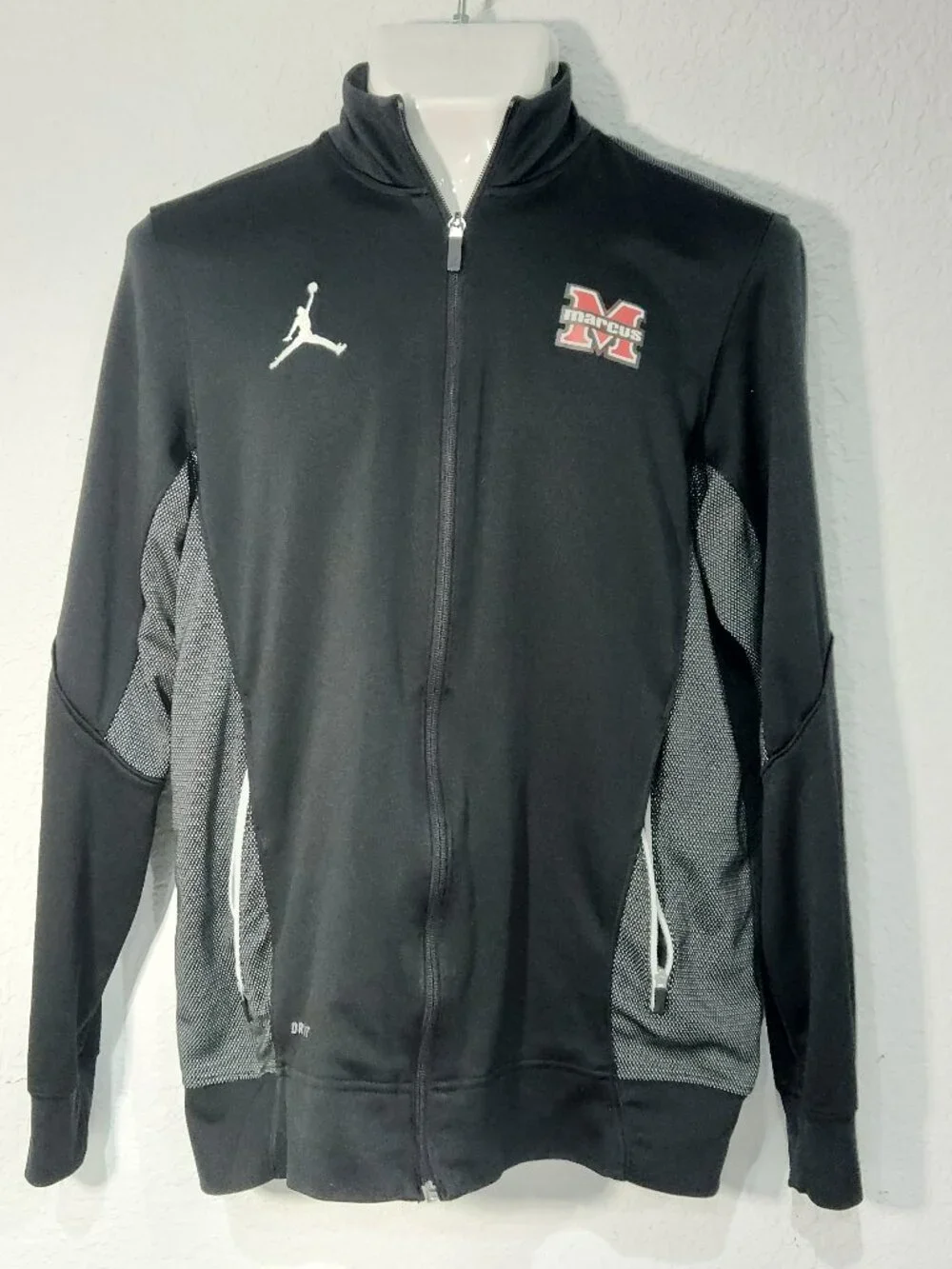 Air Jordan full- zip track jacket Dri-Fit